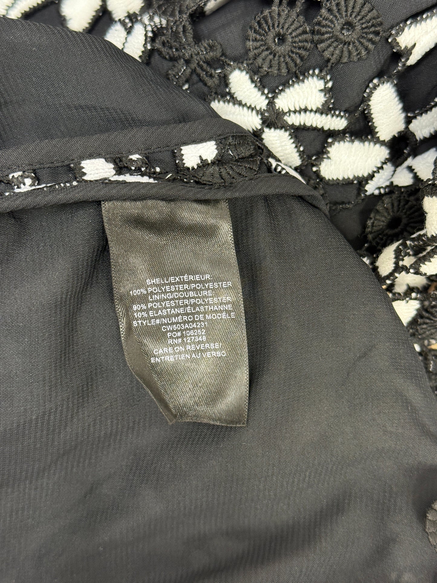 GREENIES alice + olivia Black Lace Floral Collar Dress