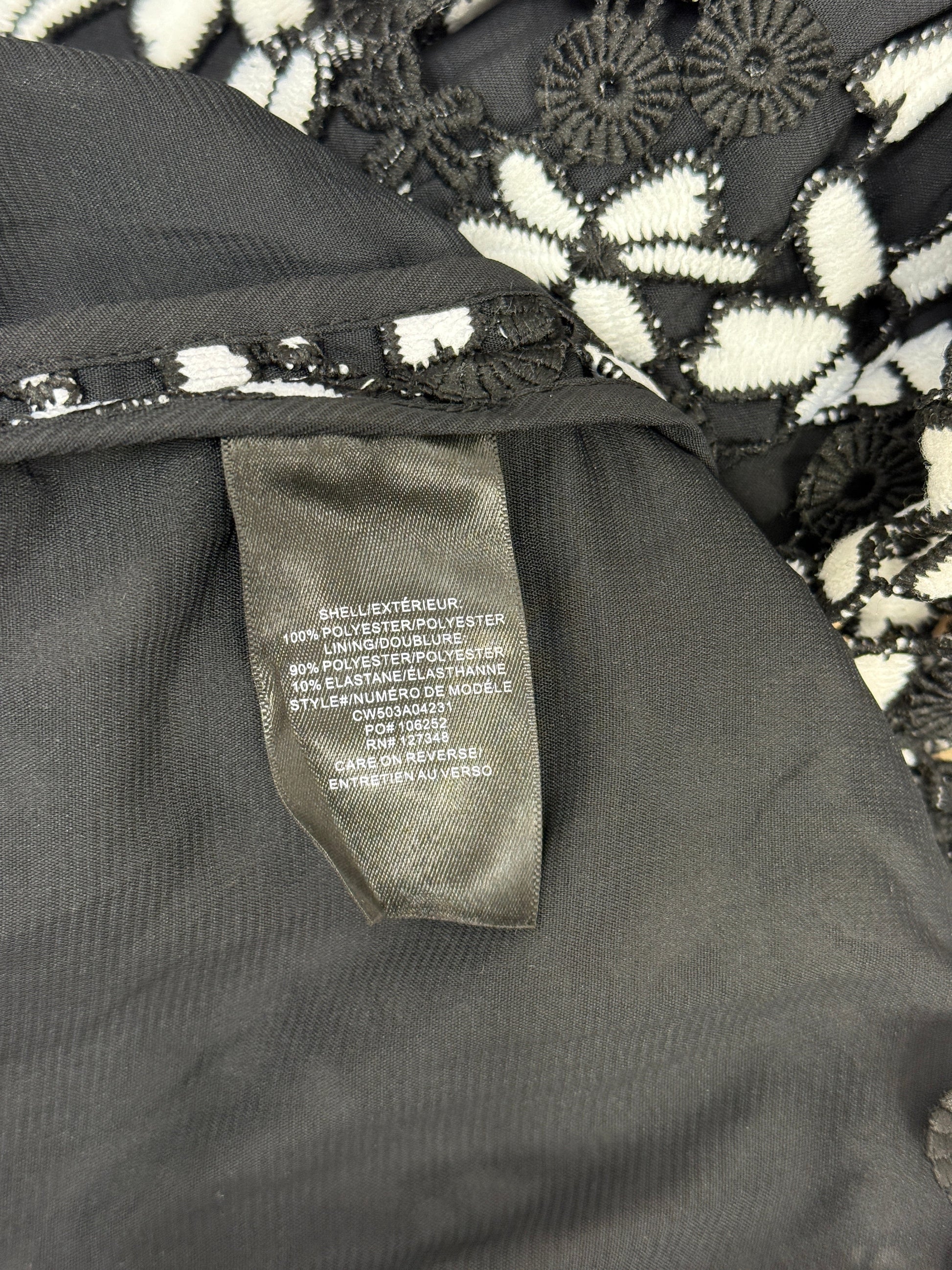 GREENIES alice + olivia Black Lace Floral Collar Dress