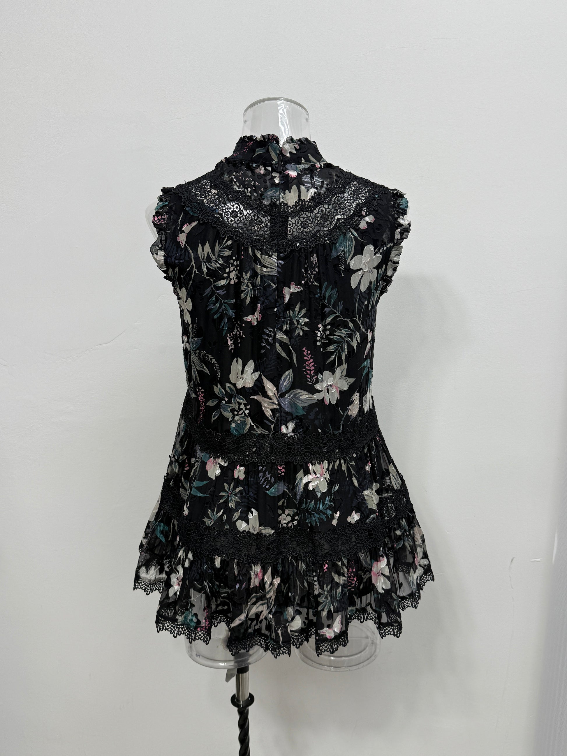 GREENIES Kate Spade Black Floral Ruffle Lace Blouse