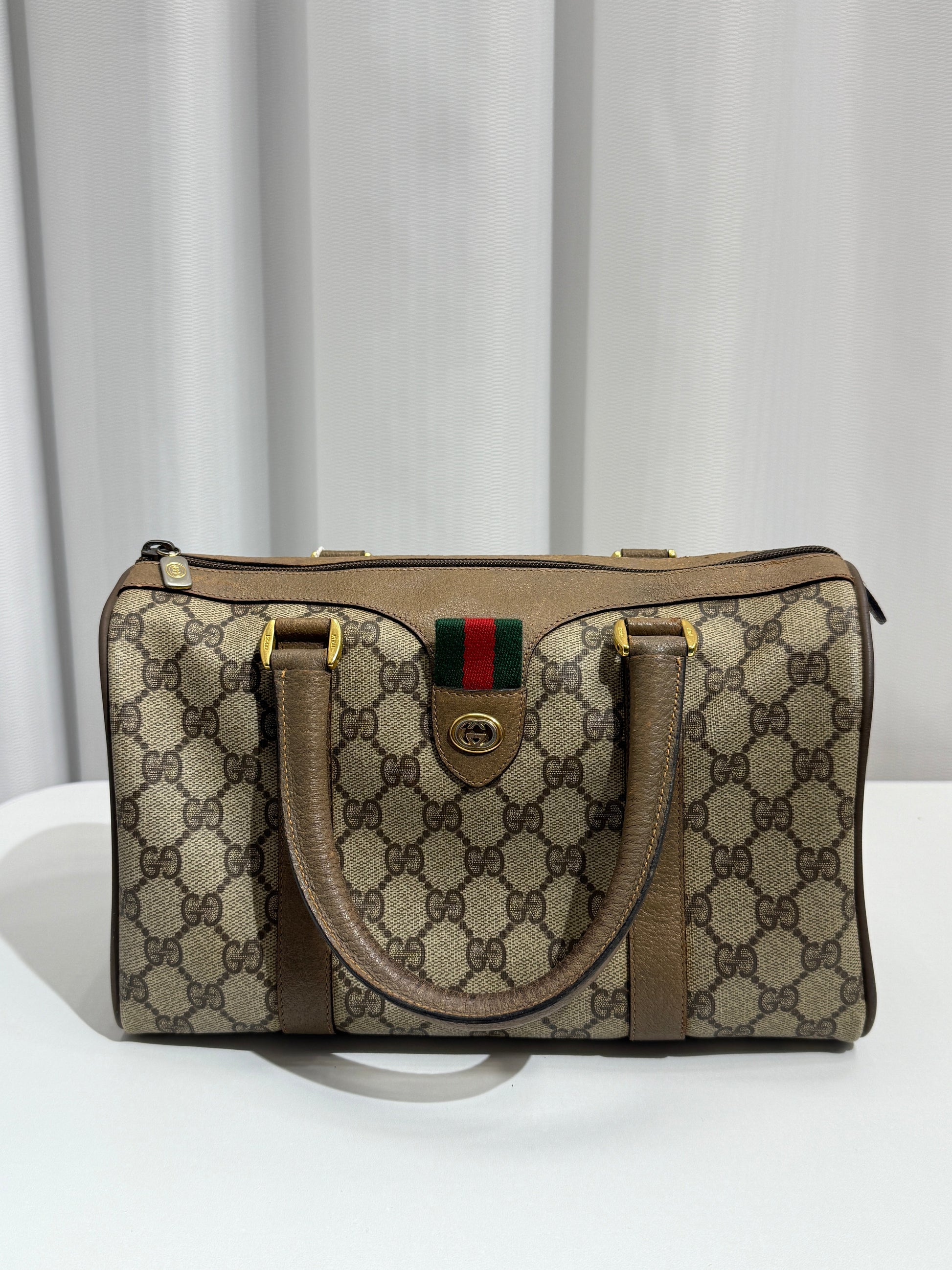 GREENIES Gucci Beige Monogram Dome Satchel