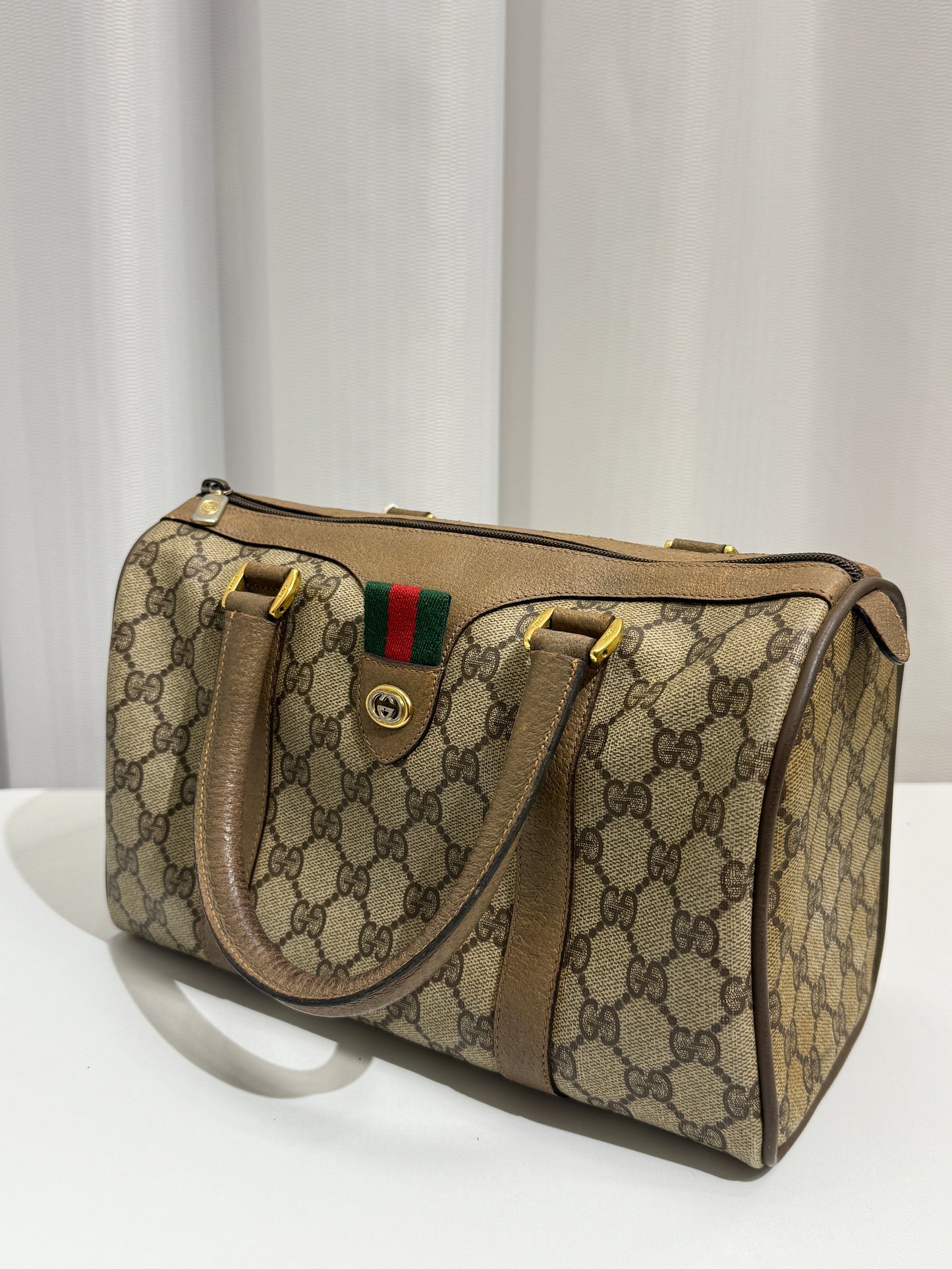 GREENIES Gucci Beige Monogram Dome Satchel