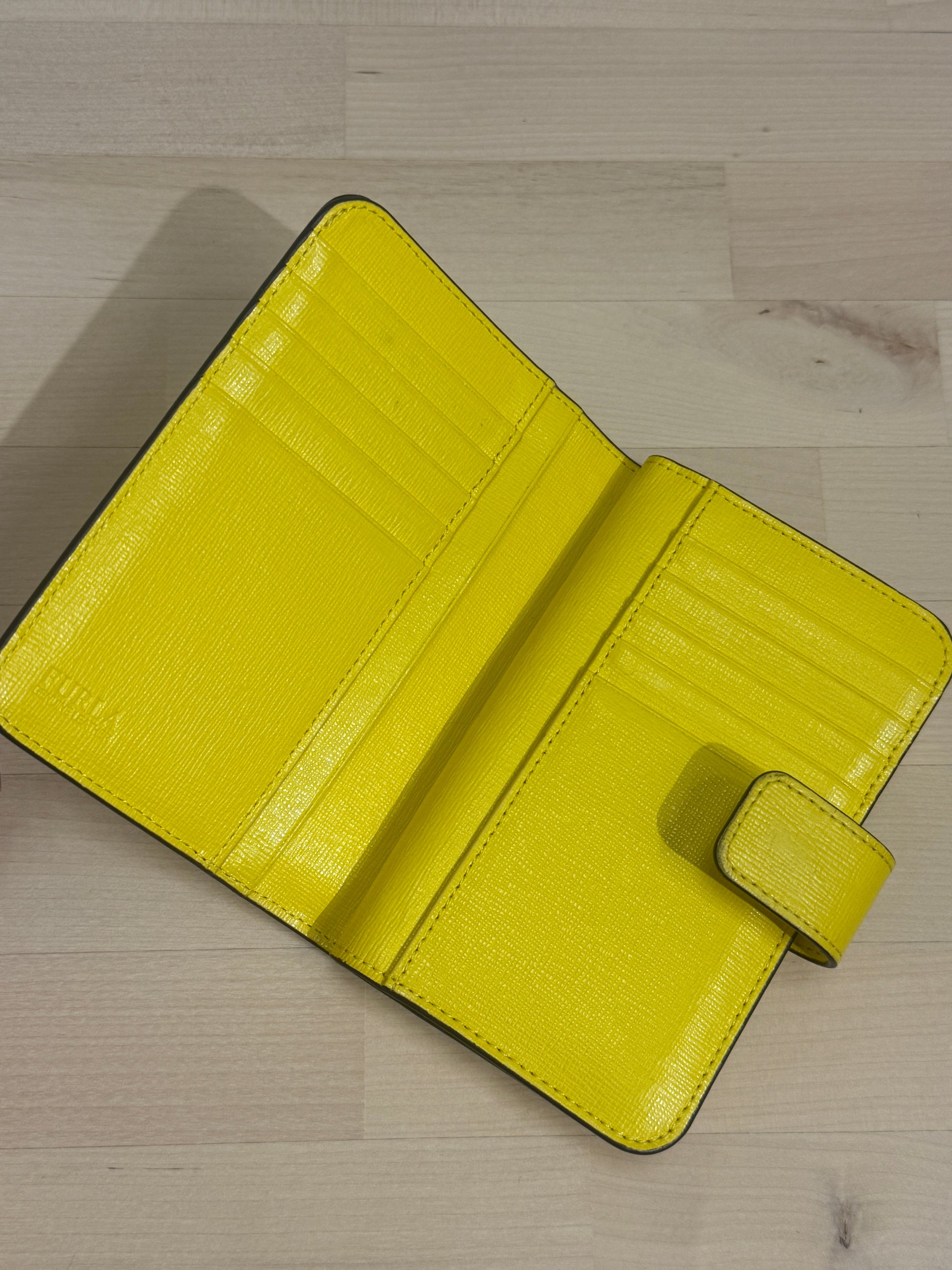 GREENIES Furla Textured Yellow Leather Snap Wallet